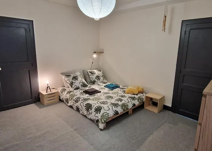 Villa Spacieuse Maison De - Quartier Calme - 10 Personnes *